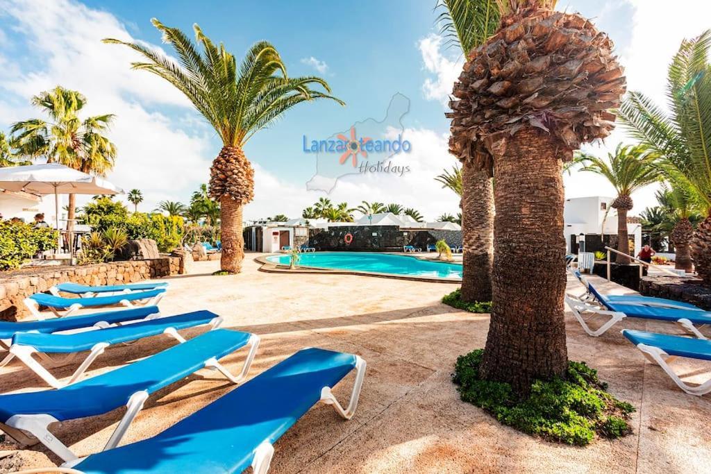 Casa Patty, Piscinas Climatizadas, Primera Linea Costa Teguise Bagian luar foto